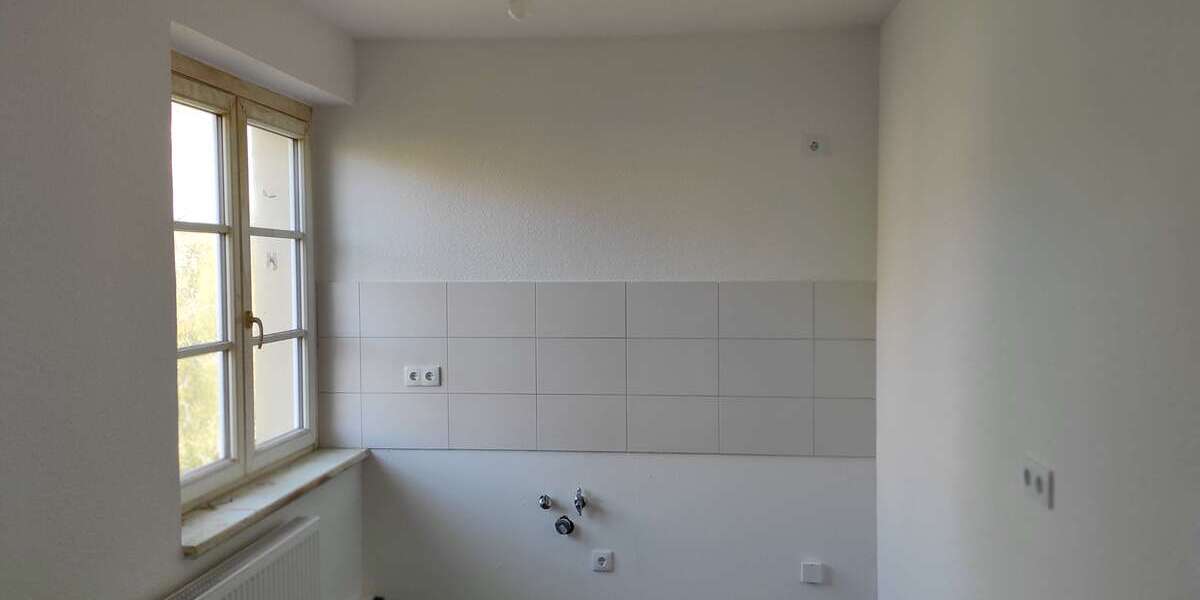 Etagenwohnung Bitterfeld-Wolfen OT Wolfen Wolfen - 2 Zimmer, 53 m&sup2;, 354&euro; | Angebot:27181052