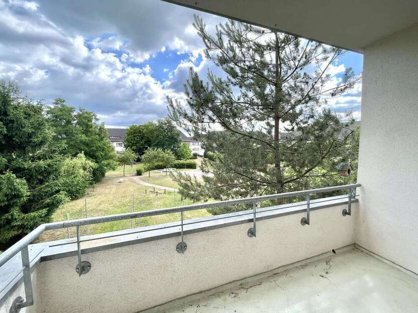 Wohnung zum Mieten in Bitterfeld-Wolfen OT Bitterfeld 621,66 € 95.64 m²