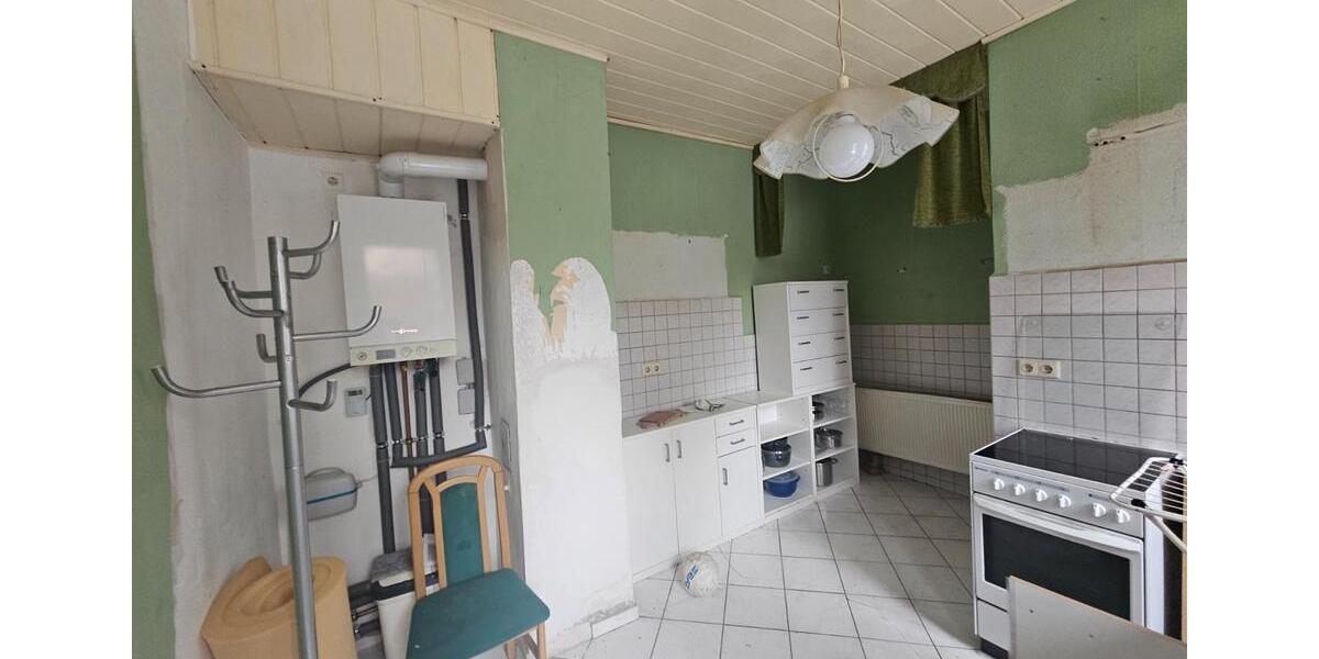Reihenhaus Eisleben (Lutherstadt) - 6 Zimmer, 110 m&sup2;, 55.000&euro; | Angebot:26935786