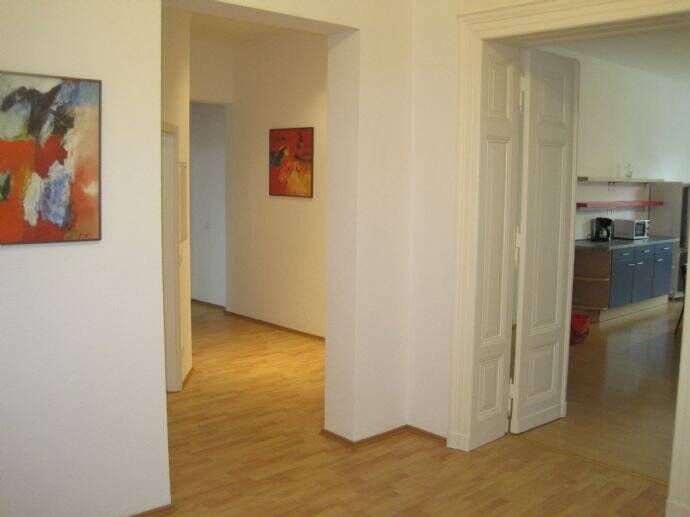 Zimmer Halle (Saale) Innenstadt - 200&euro; | Angebot:25661091