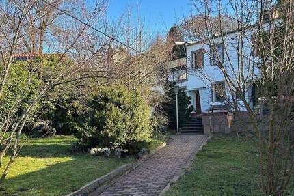 Haus Petersberg - 5 Zimmer, 140 m&sup2;, 275.000&euro; | Angebot:25770422