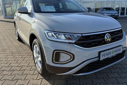 VW T-Roc 7.446 km 24.950 &euro; Köthen 06366