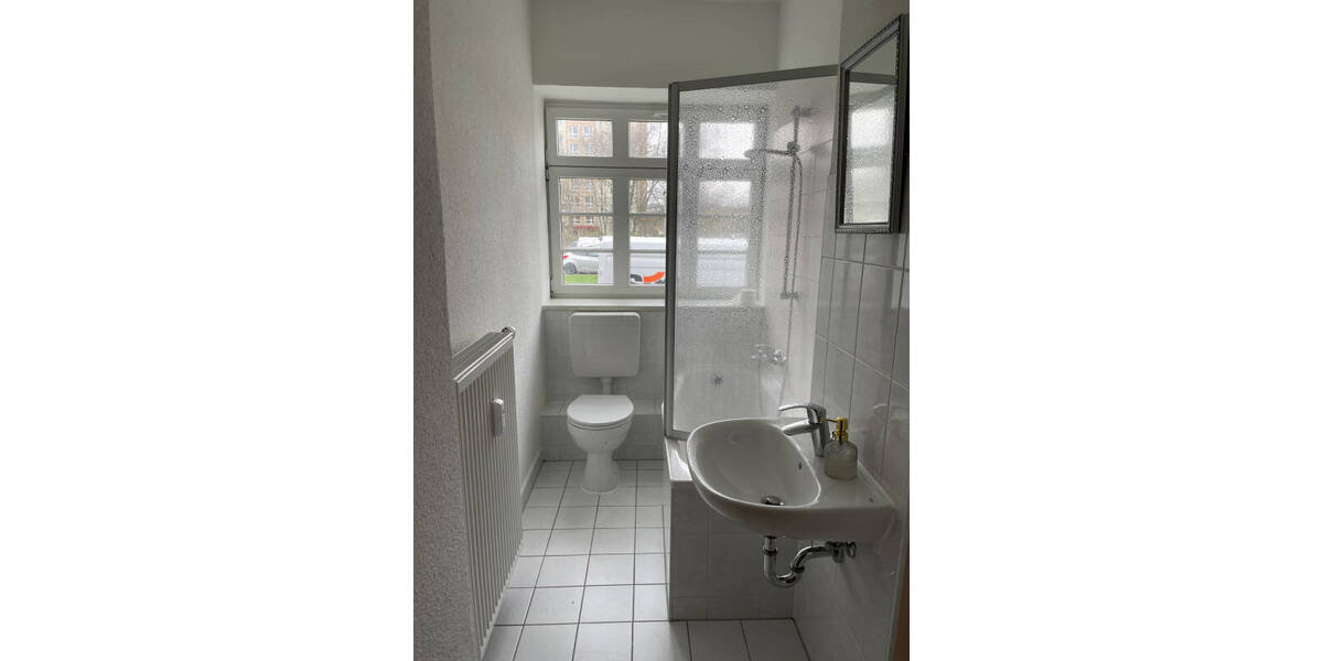 Etagenwohnung Halle Damaschkestraße - 2 Zimmer, 50 m&sup2;, 390&euro; | Angebot:26257235