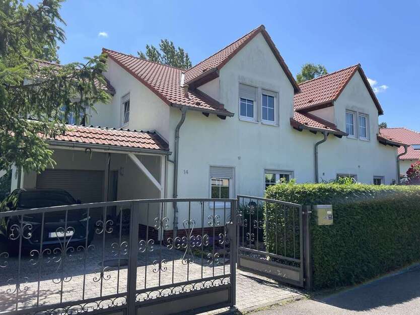 Haus zum Kaufen in Leuna 373.000 € 142 m²