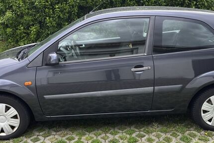 Ford Fiesta 275.000 km 950 &euro; Brehna 06796