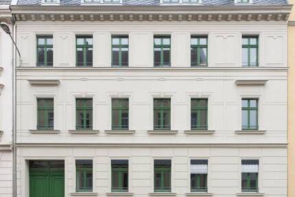 Genial für 2! * Balkon * dunkles Parkett * Fußbodenheizung * Bad mit Wanne & Dusche * Stellplatz