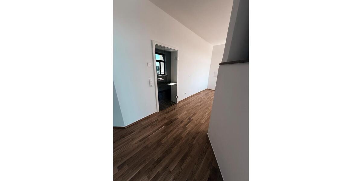Etagenwohnung Halle (Saale) Büschdorf - 4 Zimmer, 91 m&sup2;, 1.038&euro; | Angebot:26606743