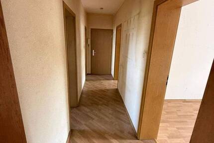 Wohnung Schkopau - 4 Zimmer, 71 m&sup2;, 120.000&euro; | Angebot:26886431