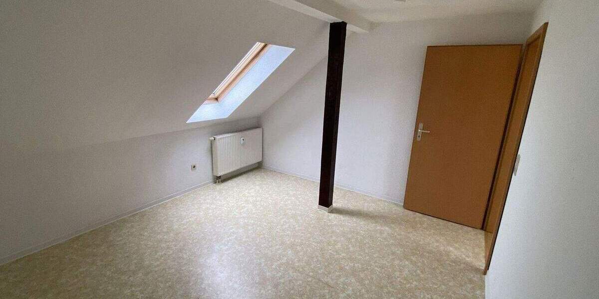 Etagenwohnung Köthen - 2 Zimmer, 57 m&sup2;, 290&euro; | Angebot:25363100