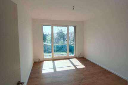 Wohnung Wettin Löbejün - 3 Zimmer, 65 m&sup2;, 280&euro; | Angebot:26961941