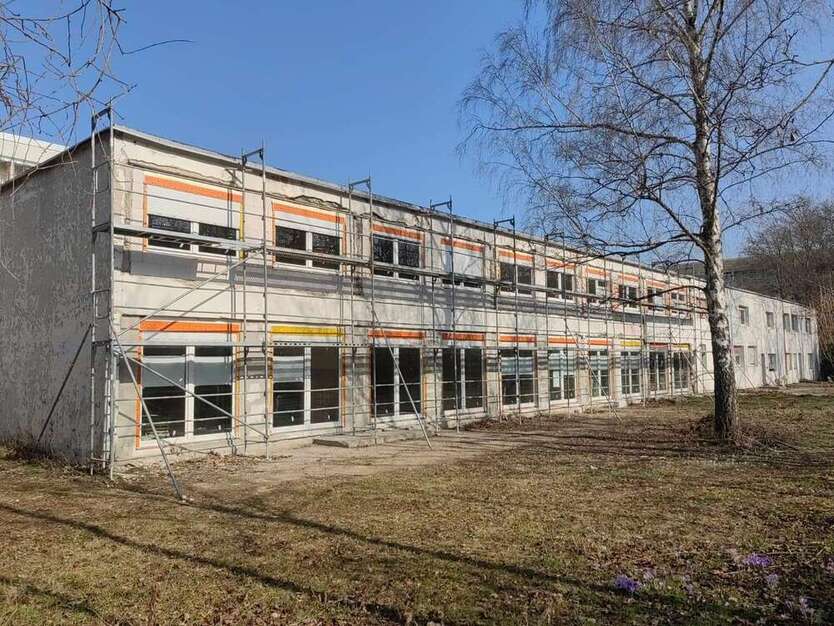 Haus zum Kaufen in Halle 650.000 € 1184 m²
