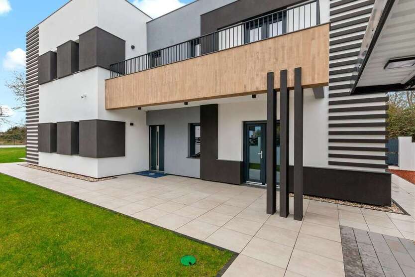 Haus zum Kaufen in Halle 1.300.000 € 219 m²