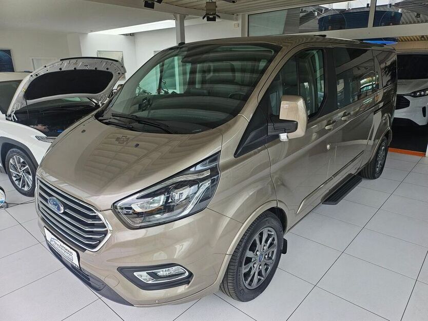 Tourneo Custom