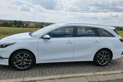 Kia ceed Sportswagon 11.500 km 23.600 &euro; Schkeuditz 04435