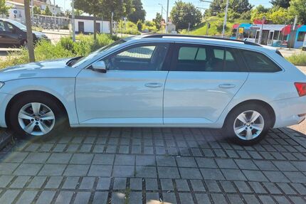 Skoda Superb 159.917 km 12.599 &euro; Kabelsketal OT Osmünde 06184