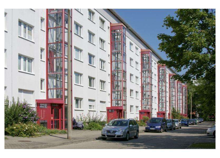 Wohnung zum Mieten in Halle (Saale) 360 € 50.86 m²