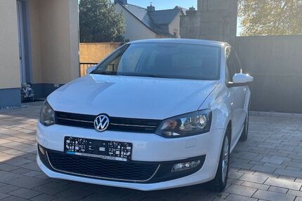VW Polo 121.800 km 5.985 € Lützen 06686