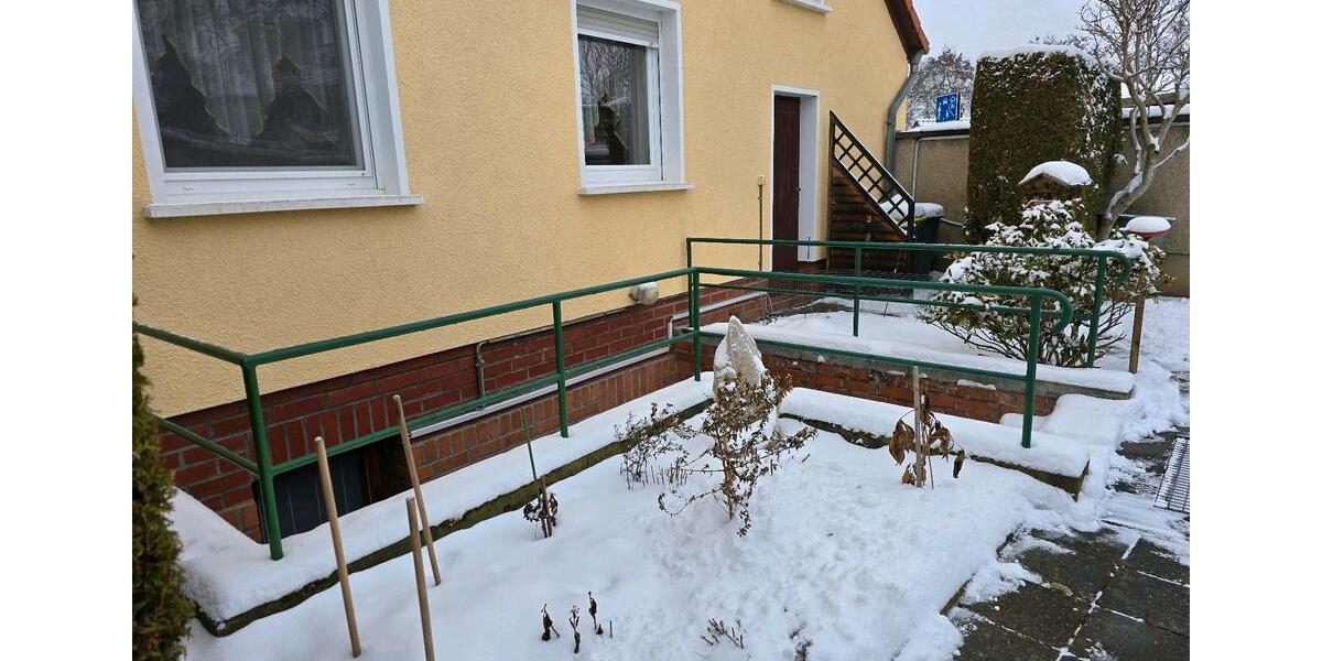 Einfamilienhaus Leuna - 3 Zimmer, 84 m&sup2;, 160.000&euro; | Angebot:24961861