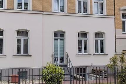 Wohnung Halle (Saale) Büschdorf - 3 Zimmer, 100 m&sup2;, 1.050&euro; | Angebot:26043955