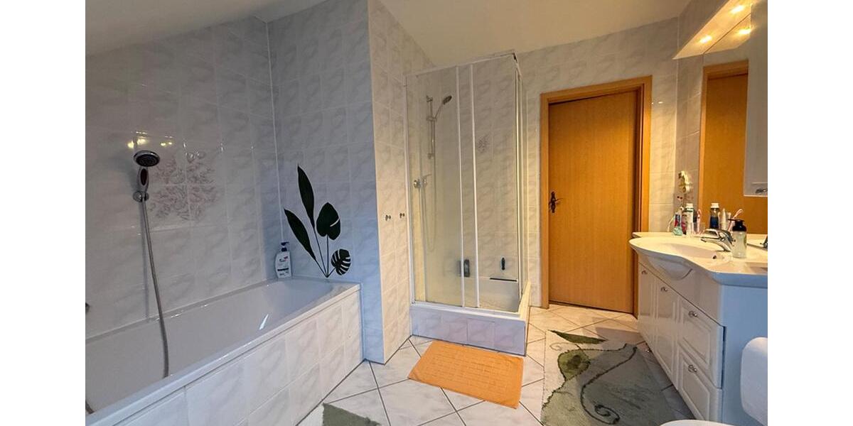 Einfamilienhaus Bad Dürrenberg - 6 Zimmer, 240 m&sup2;, 579.000&euro; | Angebot:25394627