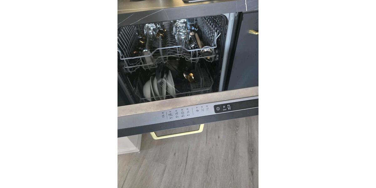 Etagenwohnung Halle (Saale) Halle-Neustadt - 3 Zimmer, 83 m&sup2;, 1.081&euro; | Angebot:24489975