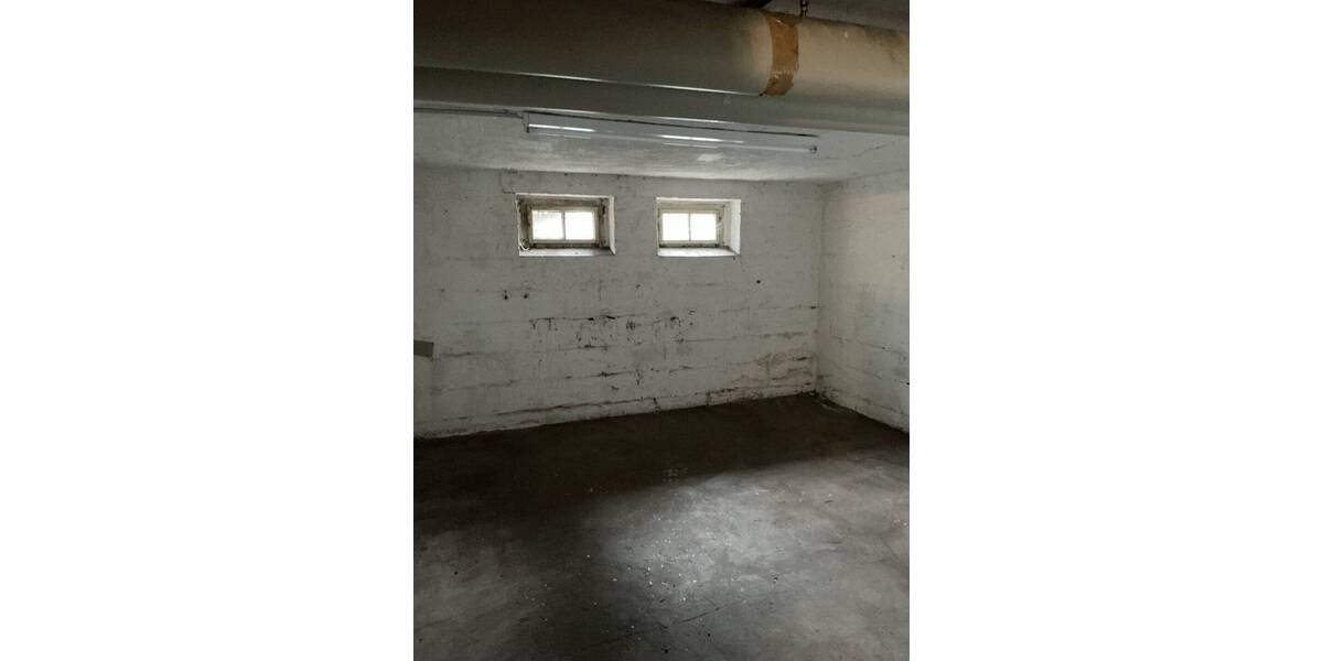 Etagenwohnung Bitterfeld-Wolfen Wolfen - 3 Zimmer, 65 m&sup2;, 50.000&euro; | Angebot:23978110