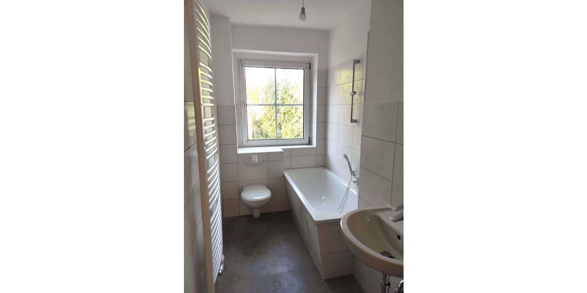 Etagenwohnung Bitterfeld-Wolfen OT Wolfen Wolfen - 4 Zimmer, 75 m&sup2;, 544&euro; | Angebot:26770417