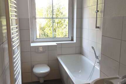 Wohnung Bitterfeld-Wolfen OT Wolfen Wolfen - 4 Zimmer, 75 m&sup2;, 544&euro; | Angebot:26770417