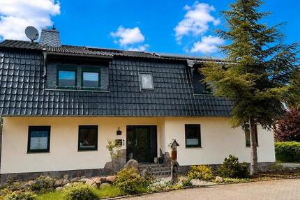Haus Kabelsketal - 10 Zimmer, 320 m&sup2;, 780.000&euro; | Angebot:26816246