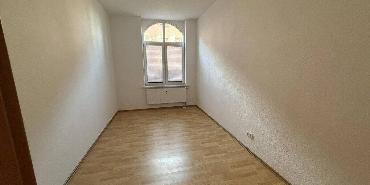 Etagenwohnung Markranstädt - 4 Zimmer, 111 m&sup2;, 950&euro; | Angebot:26891782