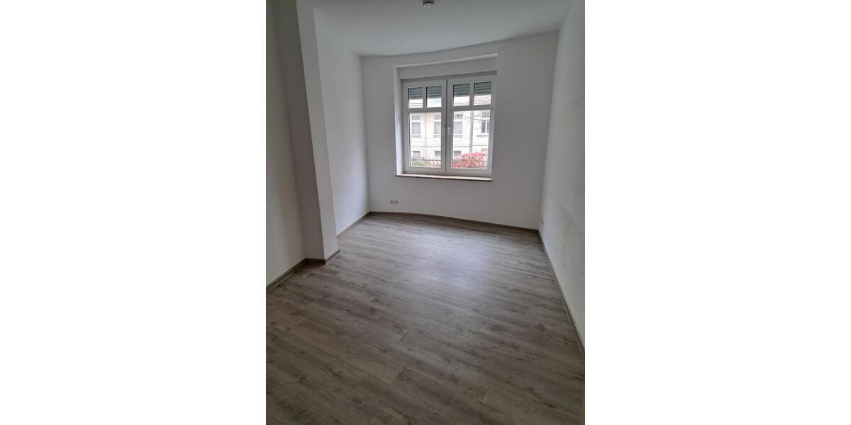 Erdgeschoßwohnung Halle (Saale) Damaschkestraße - 2 Zimmer, 36 m&sup2;, 300&euro; | Angebot:24327906
