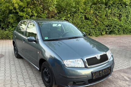 Skoda Fabia 106.000 km 1.700 &euro; Halle 06122