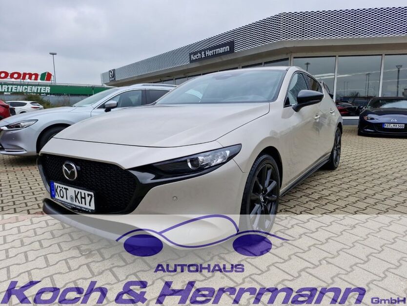 Mazda 3 7.399 km 25.090 € Köthen 06366