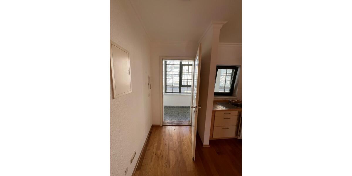 Etagenwohnung Halle (Saale) Frohe Zukunft - 2 Zimmer, 39 m&sup2;, 675&euro; | Angebot:26635238