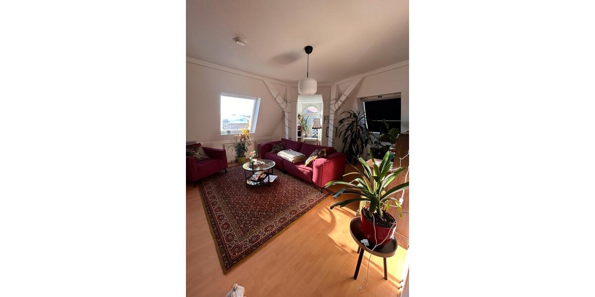 Dachgeschoßwohnung Halle (Saale) Damaschkestraße - 2 Zimmer, 76 m&sup2;, 780&euro; | Angebot:24977480