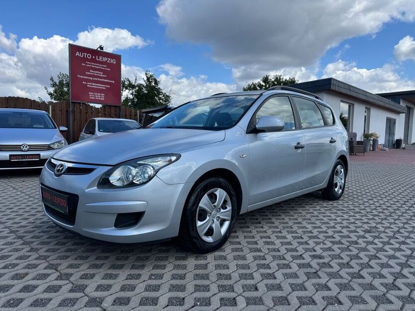i30