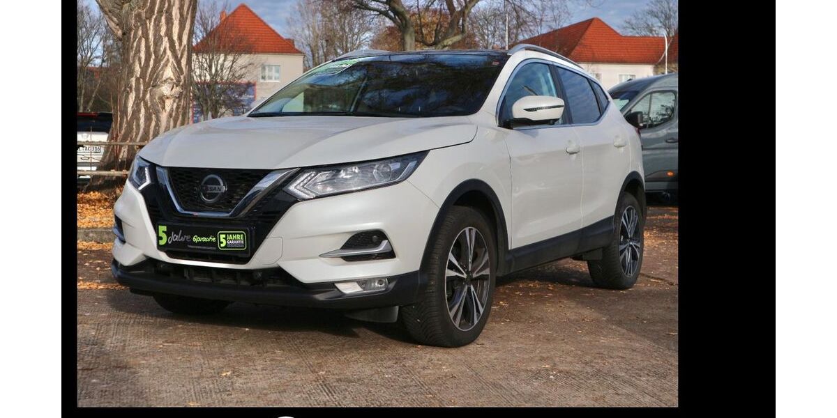 Nissan Qashqai 58.365 km 18.470 &euro; Halle 06130