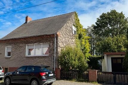 Haus Querfurt - 3 Zimmer, 110 m&sup2;, 120.000&euro; | Angebot:26108278