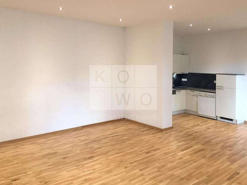 Wohnung zum Kaufen in Leipzig 230.000 € 70 m²