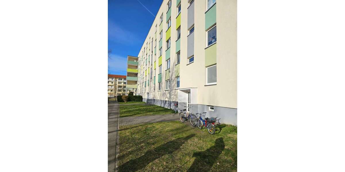 Etagenwohnung Delitzsch Schenkenberg - 3 Zimmer, 63 m&sup2;, 415&euro; | Angebot:25375901