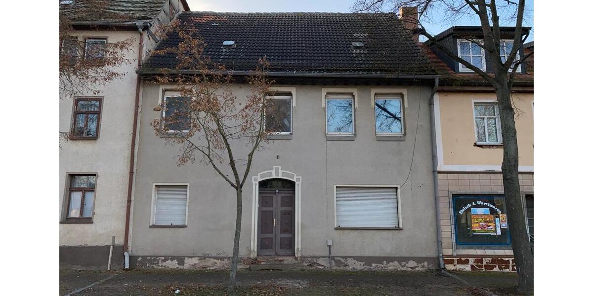 Mehrfamilienhaus, Wohnhaus Südliches Anhalt - 8 Zimmer, 200 m&sup2;, 35.000&euro; | Angebot:25137252
