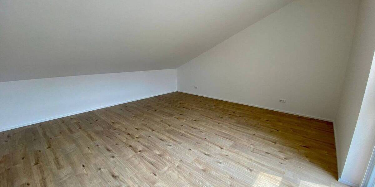 Doppelhaushälfte Salzatal Lieskau - 4 Zimmer, 152 m&sup2;, 1.350&euro; | Angebot:26306031