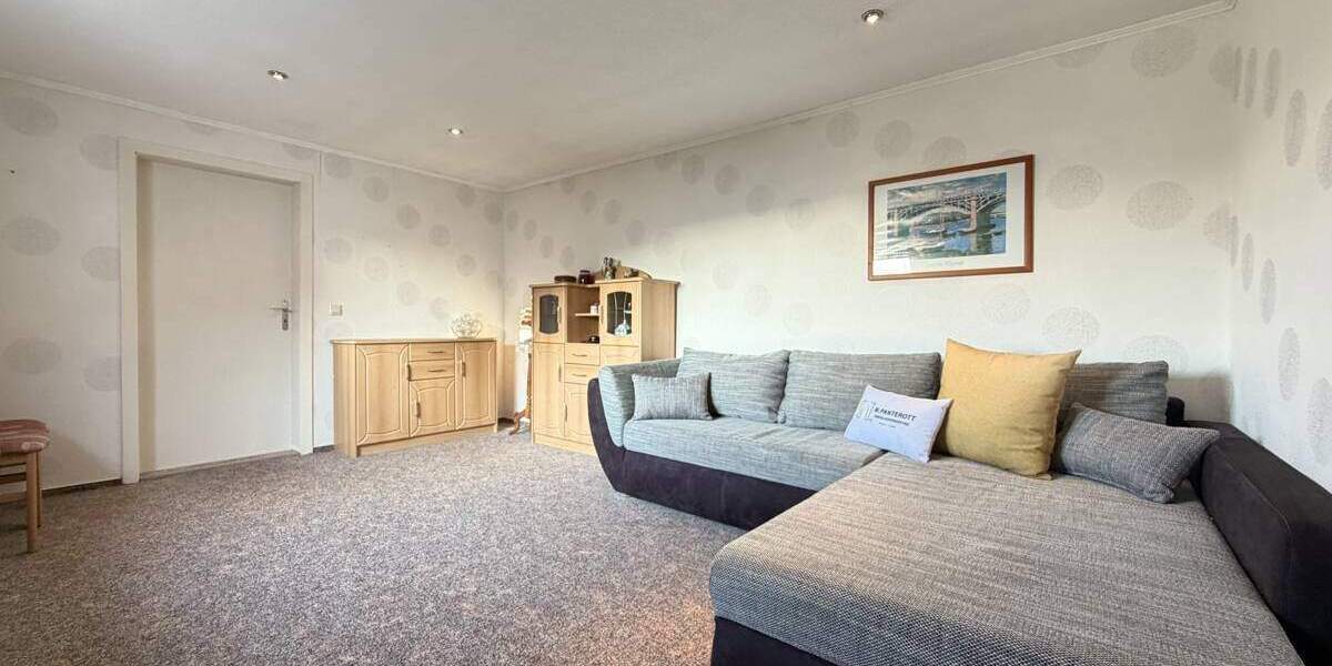 Doppelhaushälfte Sandersdorf-Brehna Sandersdorf - 6 Zimmer, 118 m&sup2;, 150.000&euro; | Angebot:24760765