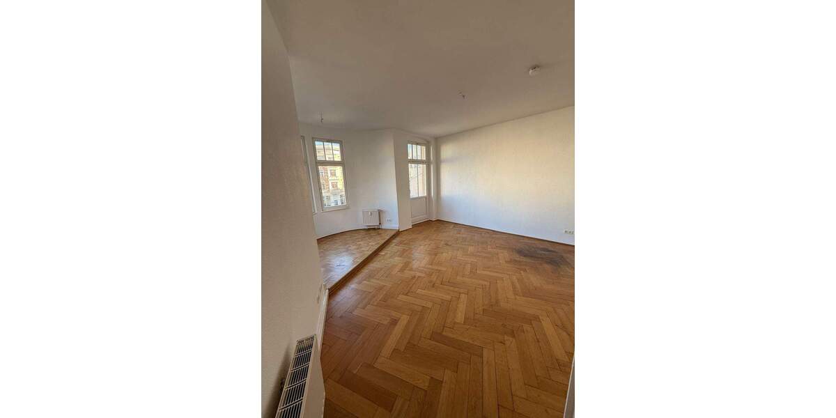 Etagenwohnung Halle (Saale) Innenstadt - 3 Zimmer, 90 m&sup2;, 774&euro; | Angebot:26274021