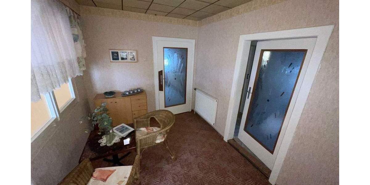 Einfamilienhaus Salzatal Höhnstedt - 1 Zimmer, 135 m&sup2;, 150.000&euro; | Angebot:25092074