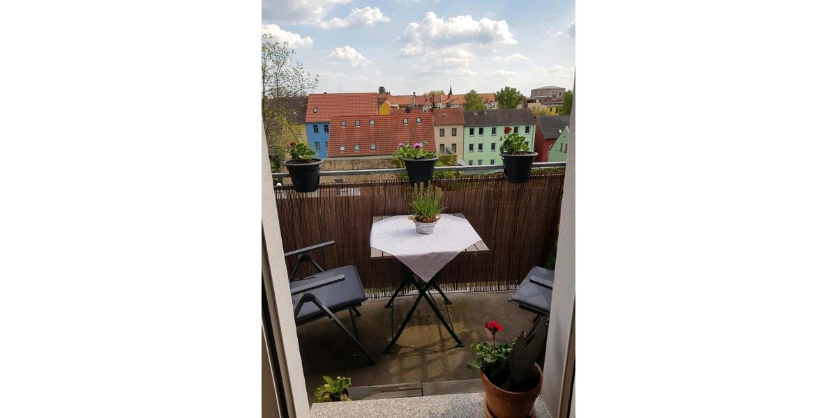 Dachgeschoßwohnung Halle (Saale) Am Wasserturm/Thaerviertel - 3 Zimmer, 71 m&sup2;, 685&euro; | Angebot:25395486