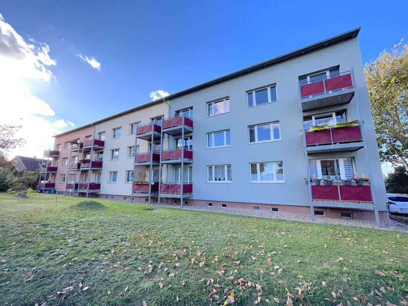 Haus zum Kaufen in Wettin-Löbejün 2.190.000 € 2585.19 m²