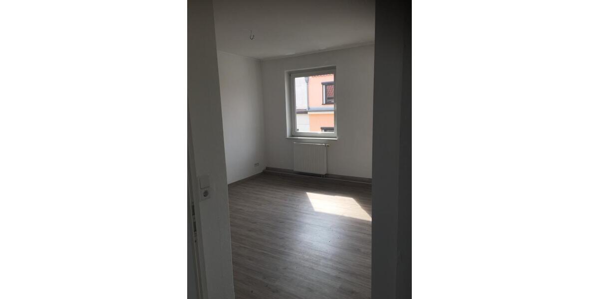 Reihenhaus Halle (Saale) Dölau - 3 Zimmer, 80 m&sup2;, 99.900&euro; | Angebot:25234368