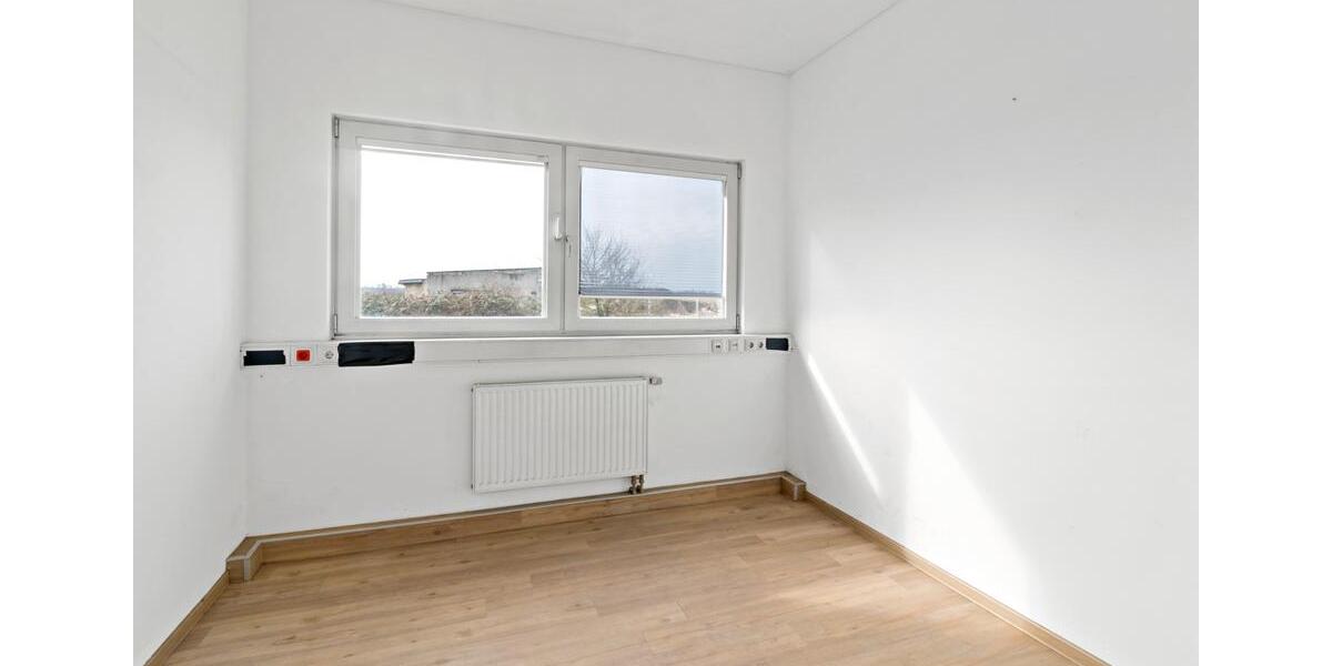 Gewerbeobjekt Halle (Saale) Frohe Zukunft - 3.625&euro; | Angebot:25764328