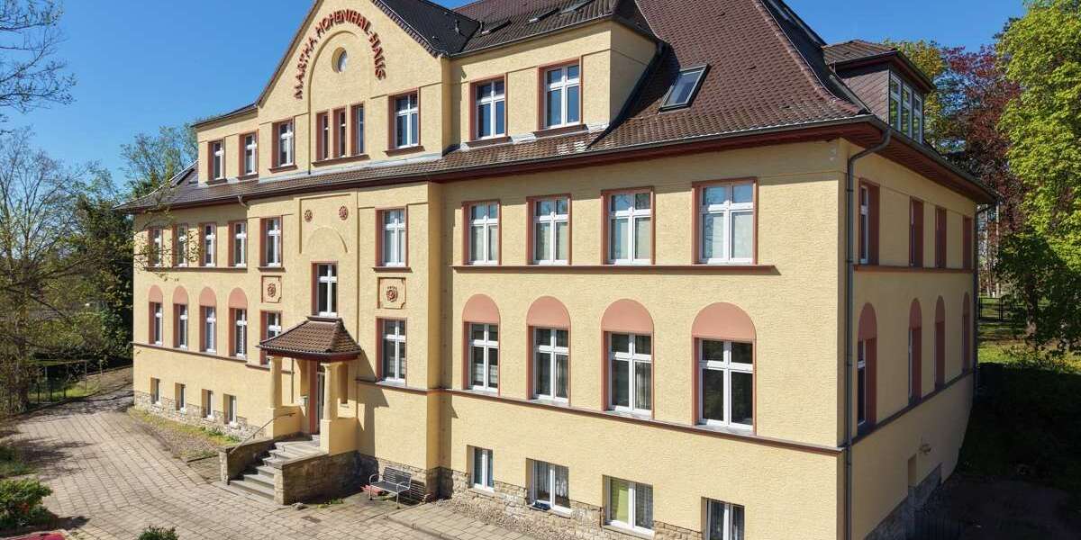 Etagenwohnung Bad Dürrenberg - 5 Zimmer, 131 m&sup2;, 210.000&euro; | Angebot:27108505